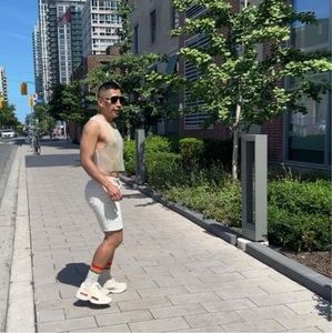 Meet your Posher, Israeel